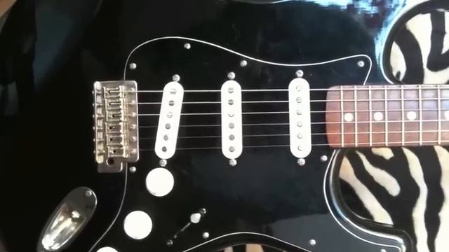 Tokai Silverstar - Tonerider pickups смотреть онлайн