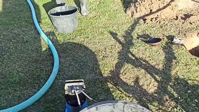 абиссинская скважина в Овчинино на пылеватом песке, который нас очень удивил ! смотреть онлайн