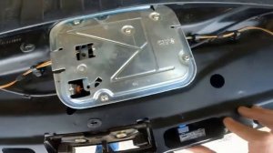 BMW X5. Не открывается багажник - чиним своими силами.ОРИГИНАЛЬНАЯ АПТЕЧКА!!! ЧТО ВНУТРИ?