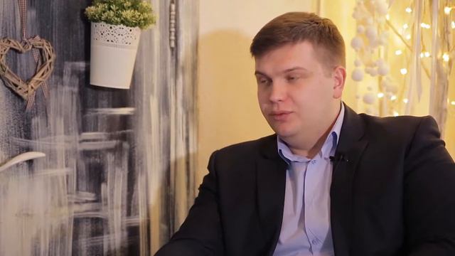 Виталий Севастьянов. Ответы на популярные вопросы молодожёнов ведущему. смотреть онлайн