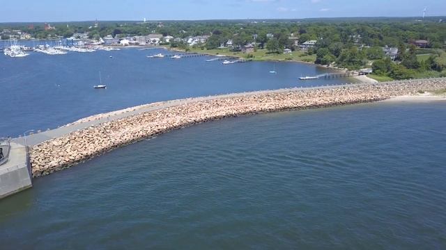 Aerial videography around New Bedford, MA. July 2019 смотреть онлайн