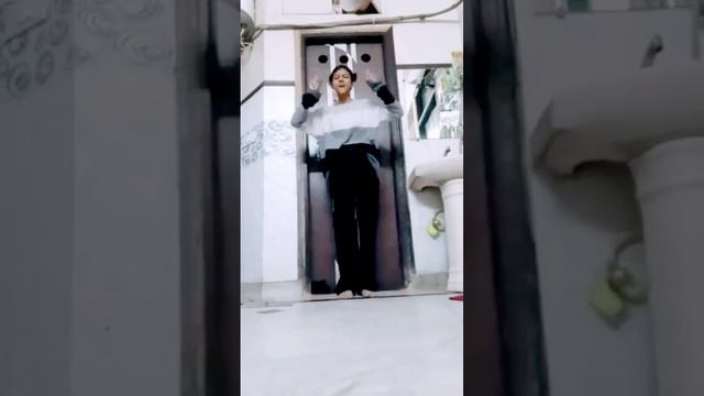 my k pop dance first journey plz support me amd motivation ❤ || baddie song cober #kpop смотреть онлайн