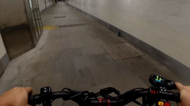 WS Nerpa 2400w 52v 23a против подземных переходов метро. Тест#electricscooter#электросамокат#kugoog