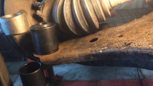 Замена шаровой опоры Хундай Санта-Фе