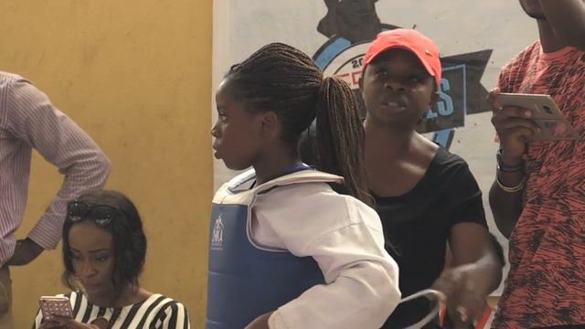 Nigerian Olympic medalist holds children's Taekwondo tournament смотреть онлайн