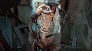 Замена передней стойки Джилли МК 2011г.