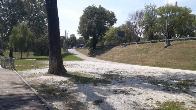 Pordenone lake смотреть онлайн