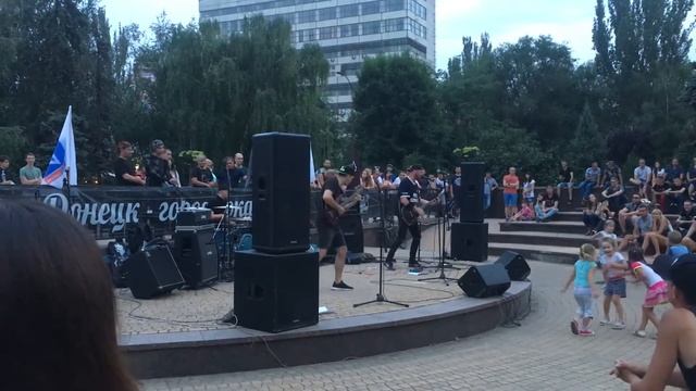 Tau-Kita- С.М.С смотреть онлайн