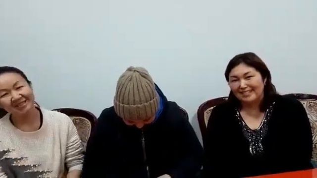 Помог защитить права и выйти из полиции своим соотечественницам, которых продержали более 14 часов. смотреть онлайн