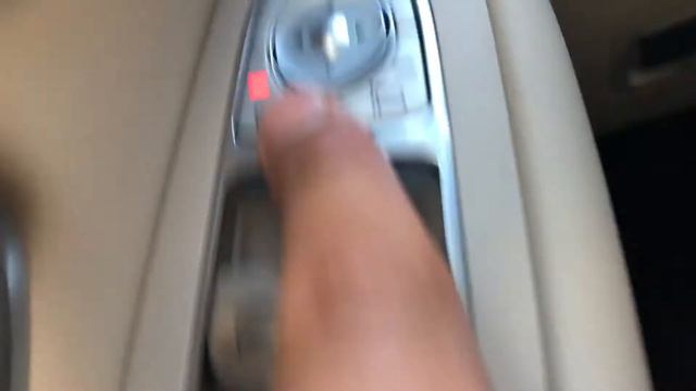 SIDEVIEW MIRRORS CONTROLS - Mercedes-Benz GLC-Class - HOW TO смотреть онлайн