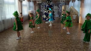 Новогодний утренник детский танец «Ёлка современная»