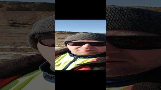 Песчаный карьер...