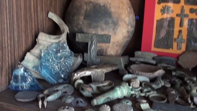 КОЛЛЕКЦИОНЕР В ПОИСКАХ ЗОЛОТА И СТАРИНЫ МОНЕТ И КЛАДОВ ЗАГЛЯНЕМ В ГОСТИ К КЛАДОИСКАТЕЛЮ смотреть онлайн