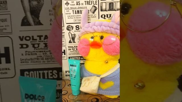 Уточки из Тик Тока ?? LaLaFanFan TikTok - ВСТРЕТИЛИСЬ две УТОЧКИ / Чья косметика лучше? #shorts смотреть онлайн