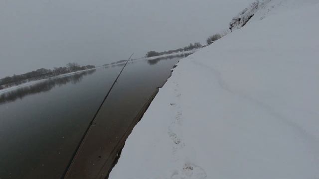 Нижняя Москва Река. Джиг. Рыбалка на спиннинг, ловля судака, воблеры по темноте. Сезон 2021-2022 смотреть онлайн