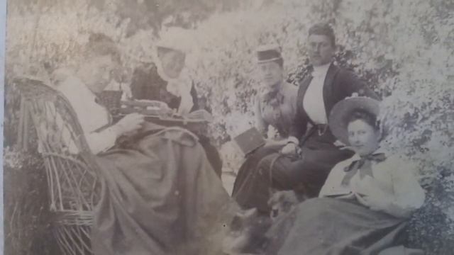 Mimi Adele Emilie Topham-Forget album Louisa Sybil Marguerite Blanche смотреть онлайн