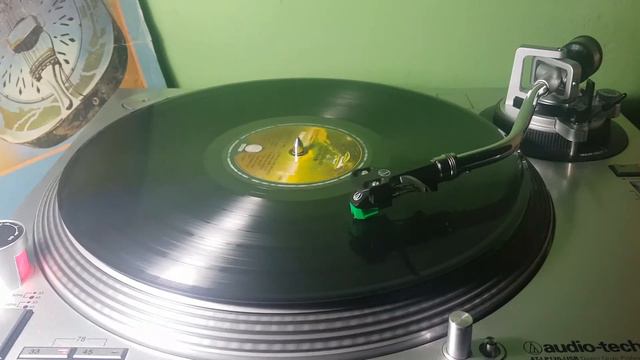 Dire Straits - Your Latest Trick - (hi-fi audio) Vinyl смотреть онлайн