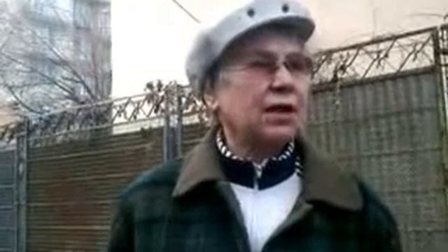 Бабка которая дружит с инопланетянами смотреть онлайн