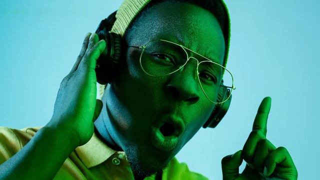 New ringtone 2023 смотреть онлайн