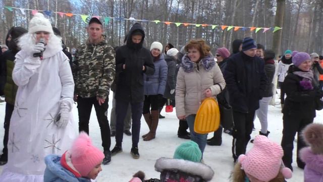 "Проводы Русской зимы" в парке пгт. Новозавидовский смотреть онлайн
