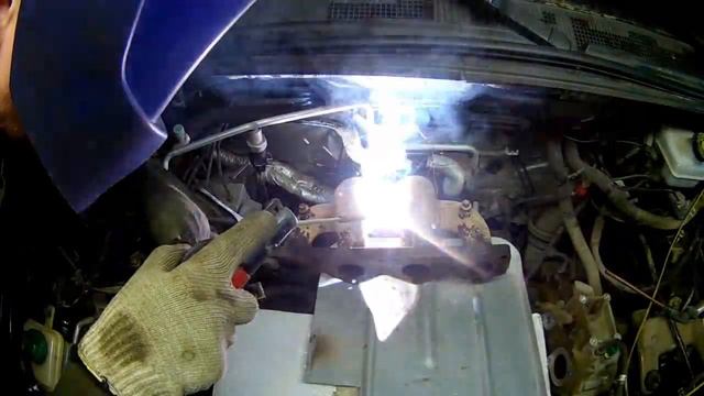 КАК ЗАВАРИТЬ ЧУГУН ОБЫЧНЫМ ЭЛЕКТРОДОМ? ВАРИМ КОЛЛЕКТОР. VARIMCHUGUN WITH THE ORDINARY ELECTRODE... смотреть онлайн