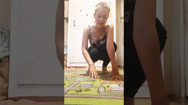 Вечерняя тренировка по осанке (растяжка с дыханием, ягодицы в конце) ответы на вопросы (еда, психи) смотреть онлайн