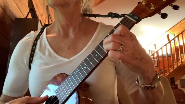 Running For the Hills ukulele Fingerstyle смотреть онлайн