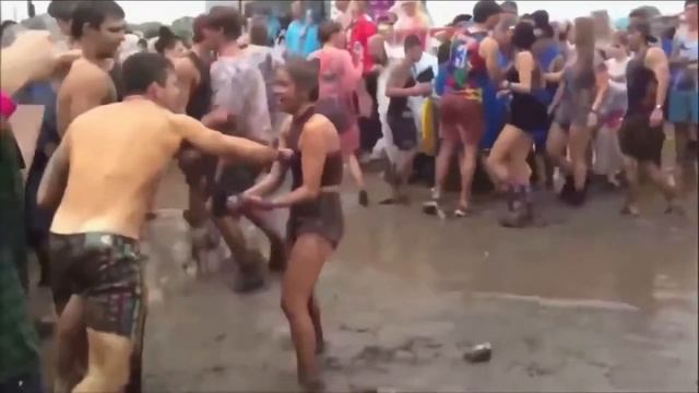 Вите надо выйти-Вите надо выпить-Витя танцует..... смотреть онлайн