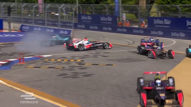 How Formula E Race Strategy Works смотреть онлайн