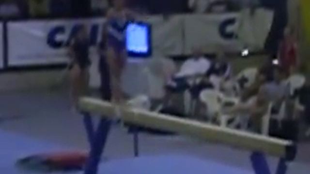 Jade Barbosa - Trave - BRA x CAN x GBR - 2007 смотреть онлайн