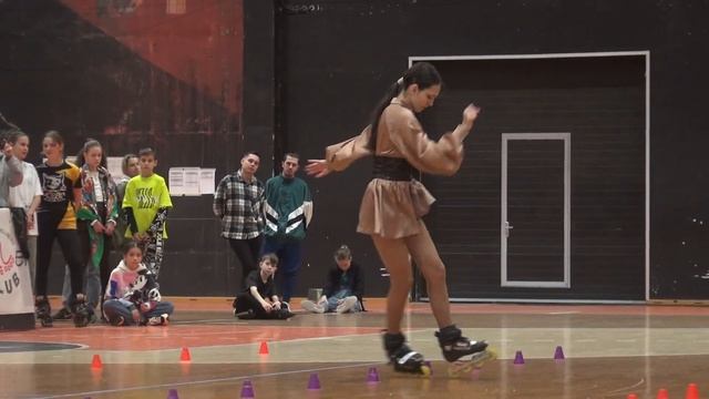 4 место. Навасардян Вероника. МС Юниорки 10-18лет. Фристайл Слалом Классика. 2023. смотреть онлайн