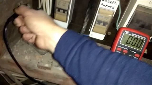 Опять общая сеть чудит. Хорошо что есть солнечная электростанция. смотреть онлайн