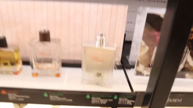 let's go feminine hygiene shopping at Sephora! смотреть онлайн