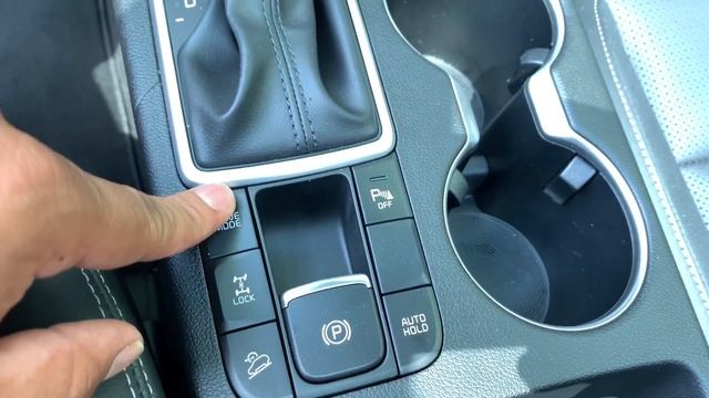 Perks, Quirks & Irks - 2020 Kia Sportage - Smart and Sensible смотреть онлайн