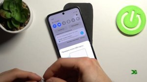 Как вставить SIM карту в Samsung Galaxy Z Flip 3 / Открытие слота под СИМ карту на Samsung Z Flip 3