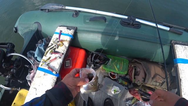 Как насадить приманку на двойник. ЛАЙФХАК. +ловля судака смотреть онлайн