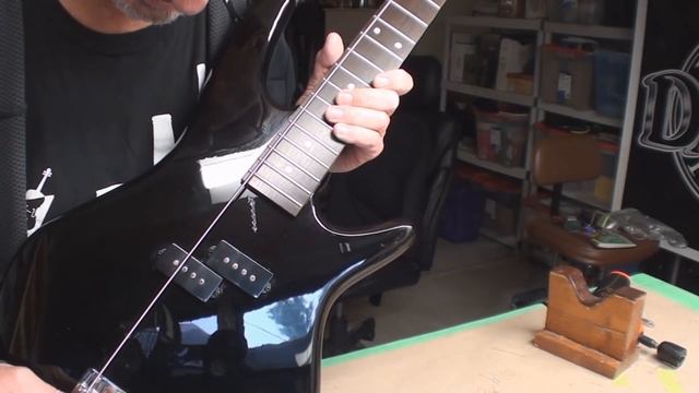 Ibanez Bass Guitar Made in China смотреть онлайн