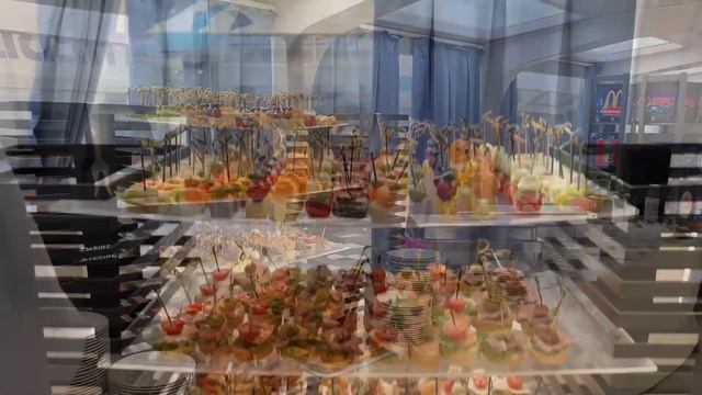 Фуршет на теплоходе Звезда Невы на 100 персон - кейтеринг в СПб смотреть онлайн