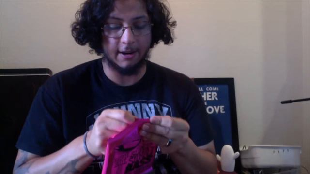 How hard is Changing Bass Strings? | Changing the Bass Strings on an Epiphone Thunderbird смотреть онлайн