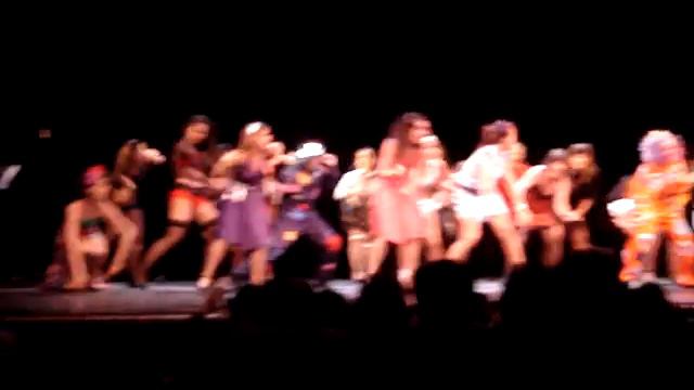 Showbusiness - 15/12/2007 en el Maipo смотреть онлайн