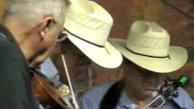 Lonesome Road Blues - Bill Wells & The Blue Ridge Mtn. Grass смотреть онлайн