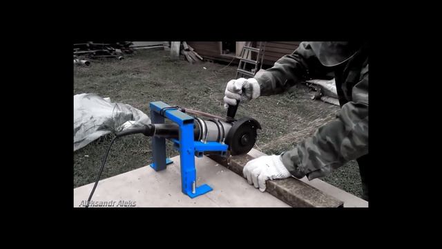 Отрезной станок из болгарки с поворотной головкой и протяжкой. смотреть онлайн