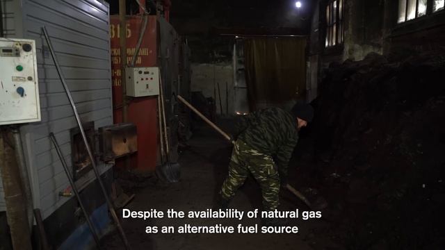 How We Heat our House at -64°C/-83°F in Yakutia, Siberia смотреть онлайн