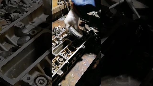 Лайфках как легко достать гидрики из ГБЦ смотреть онлайн