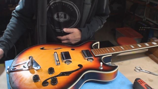 60's Riviera Guitar Made in Japan смотреть онлайн