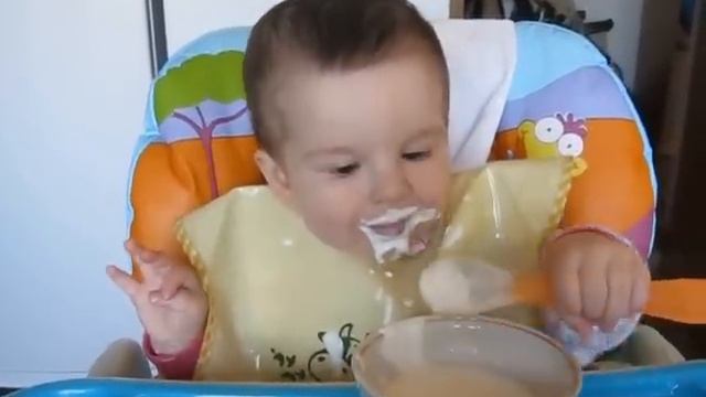 Тащится от Своей Левой! Юморной Крохотуля! Master Lefty. смотреть онлайн