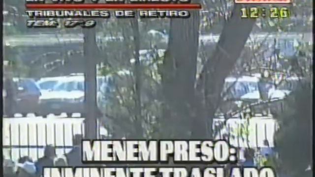 Ex presidente Carlos Menem detenido en tribunales. Incidentes afuera de Tribunales. (2) смотреть онлайн