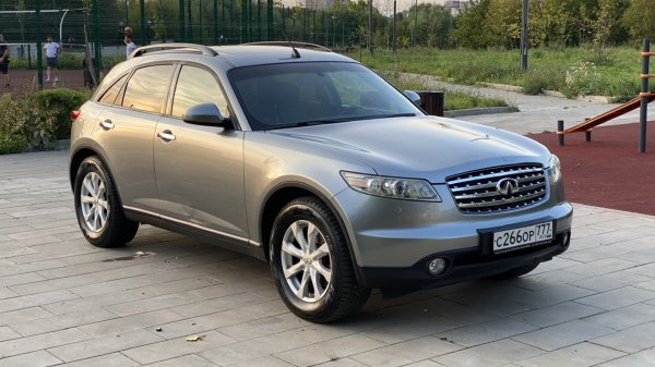 В продаже Infinity FX35 3.5 AT 2004