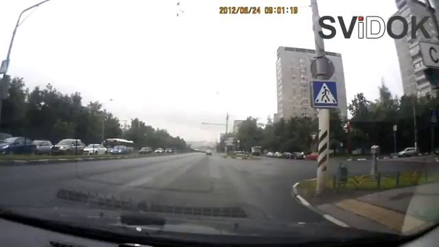 Протаранил сзади и ушел "по-английски" смотреть онлайн