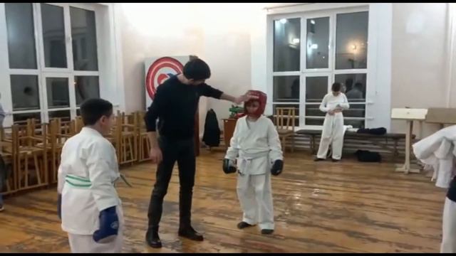 АЛЕКС И КАРАТЭ смотреть онлайн